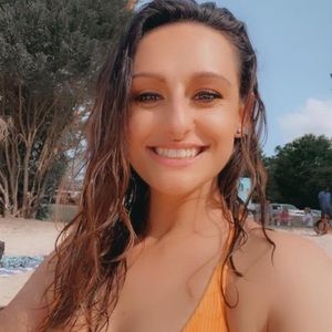 Meet your Posher, Stephanie